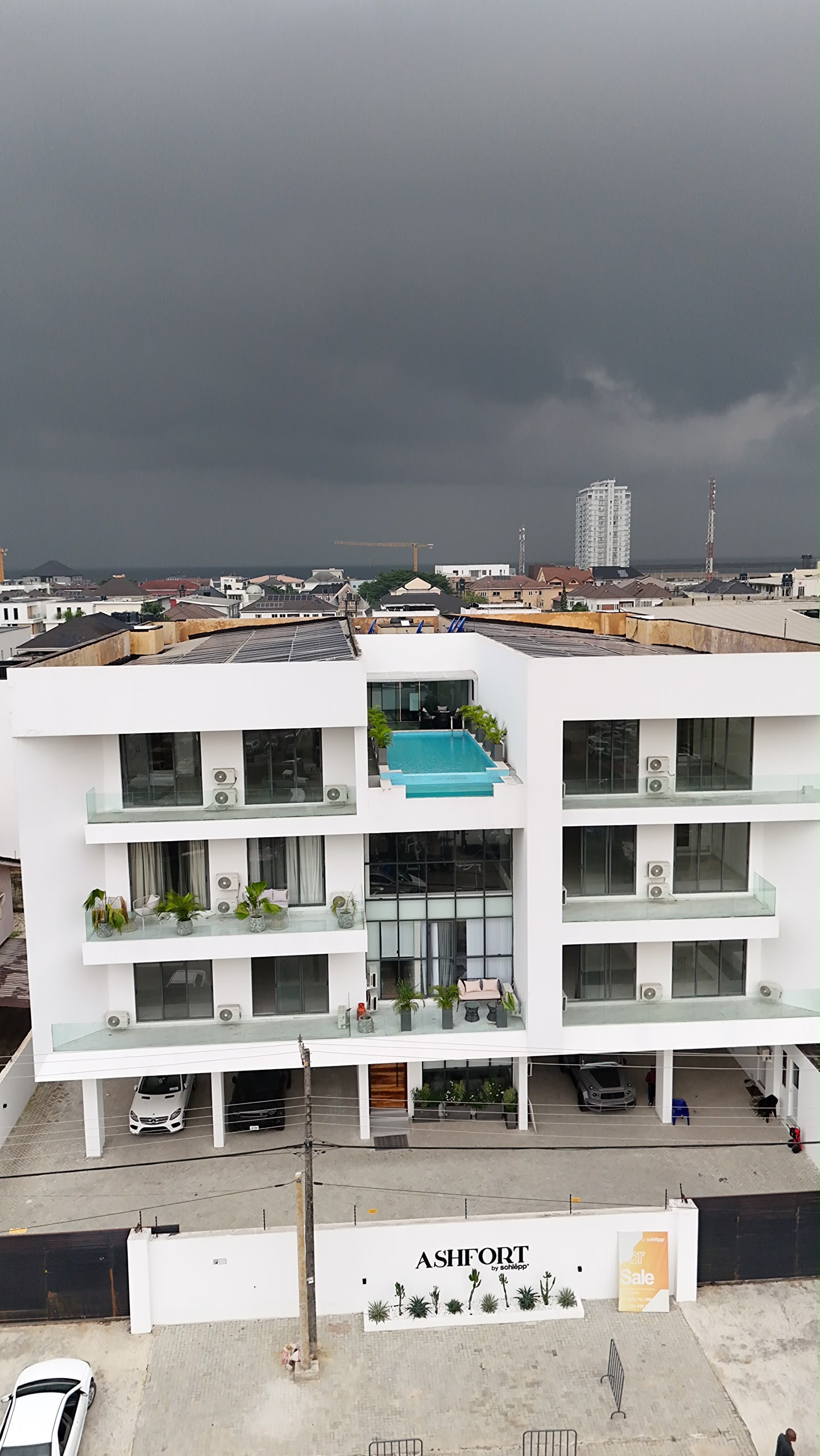 Luxury 2 Bedroom Apartment 