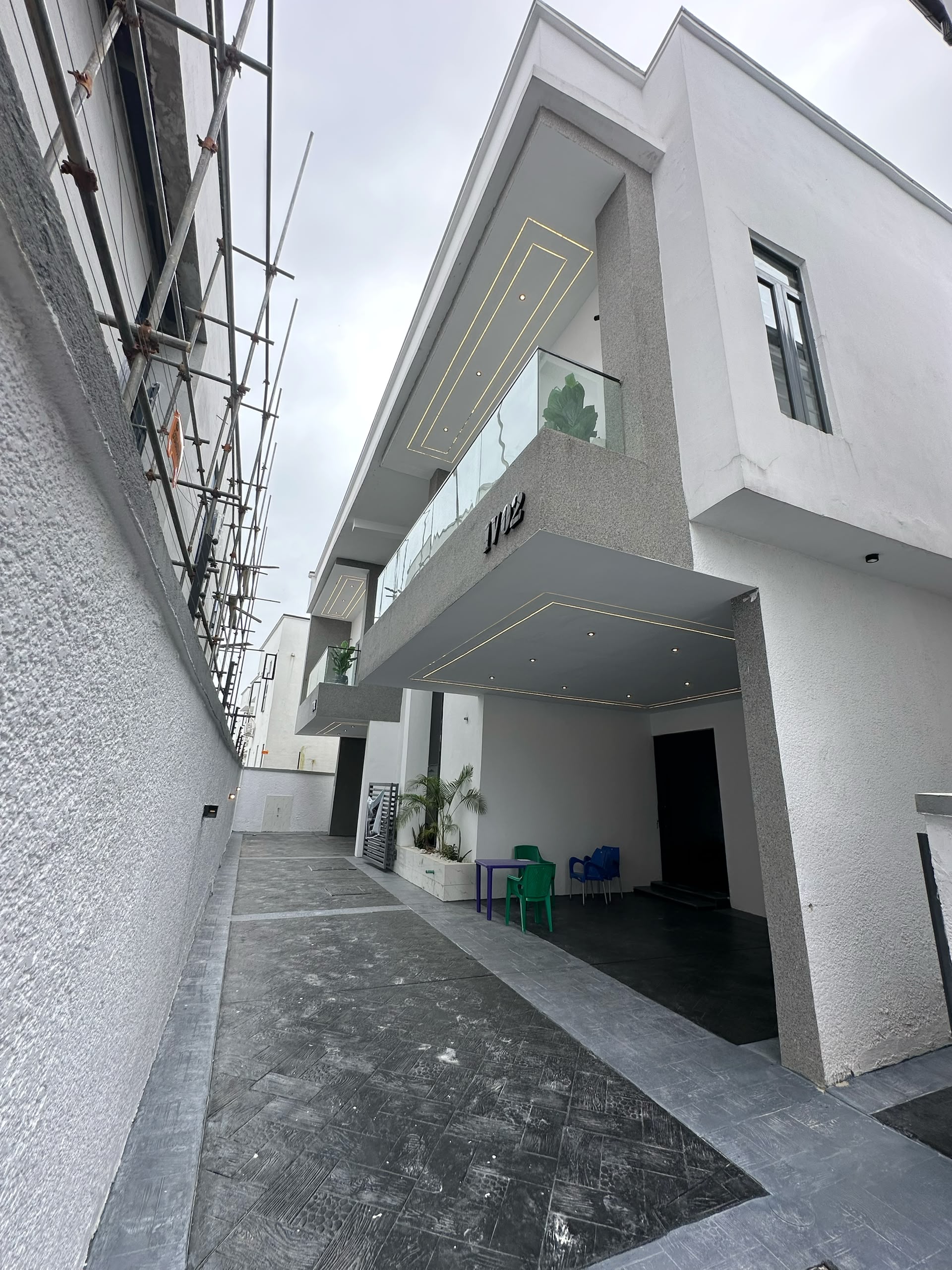 4 Bedroom Semi Detached 