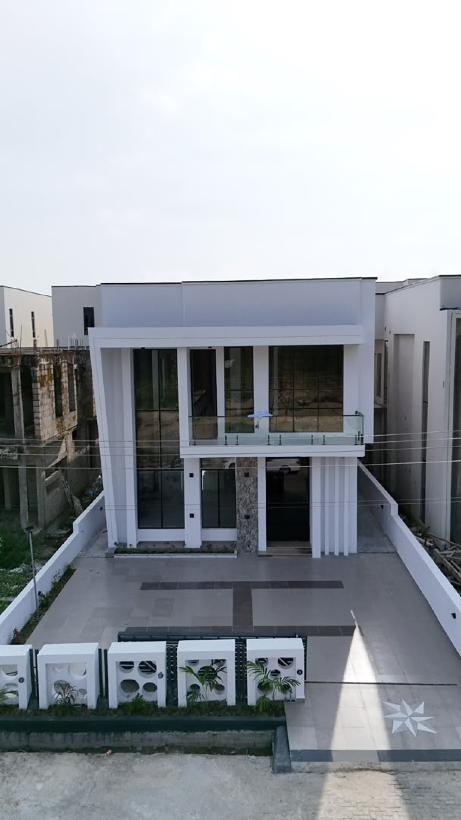 5 Bedroom Fully Detached