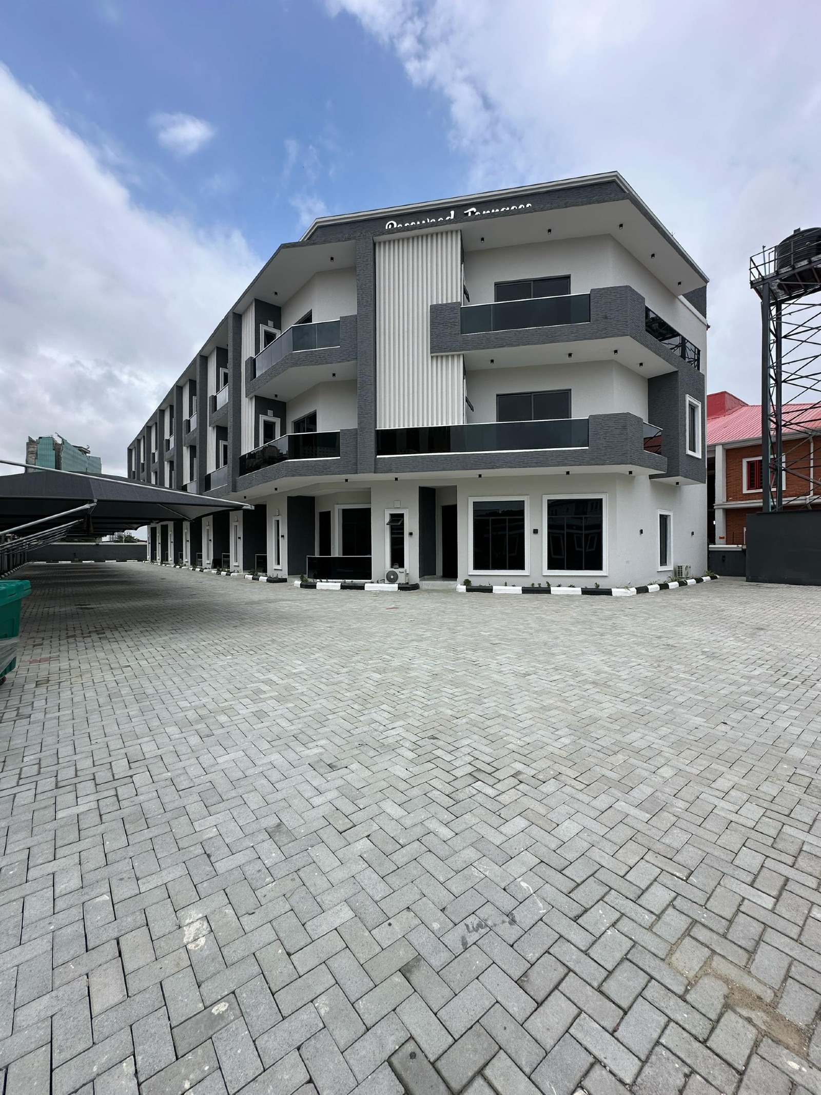 4 Bedroom Terrace with general swimming pool